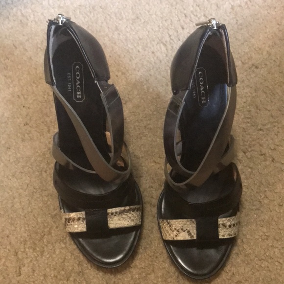 Like new ladies high heel Coach sandals. Size 7 1/2. Only worn once!! - Picture 4 of 16